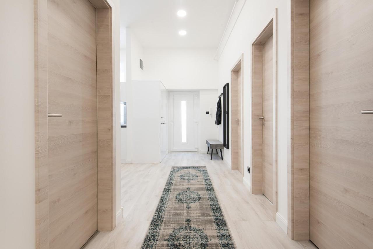 Hollo 3 Bedroom Downtown Apartment Budapest Exterior foto