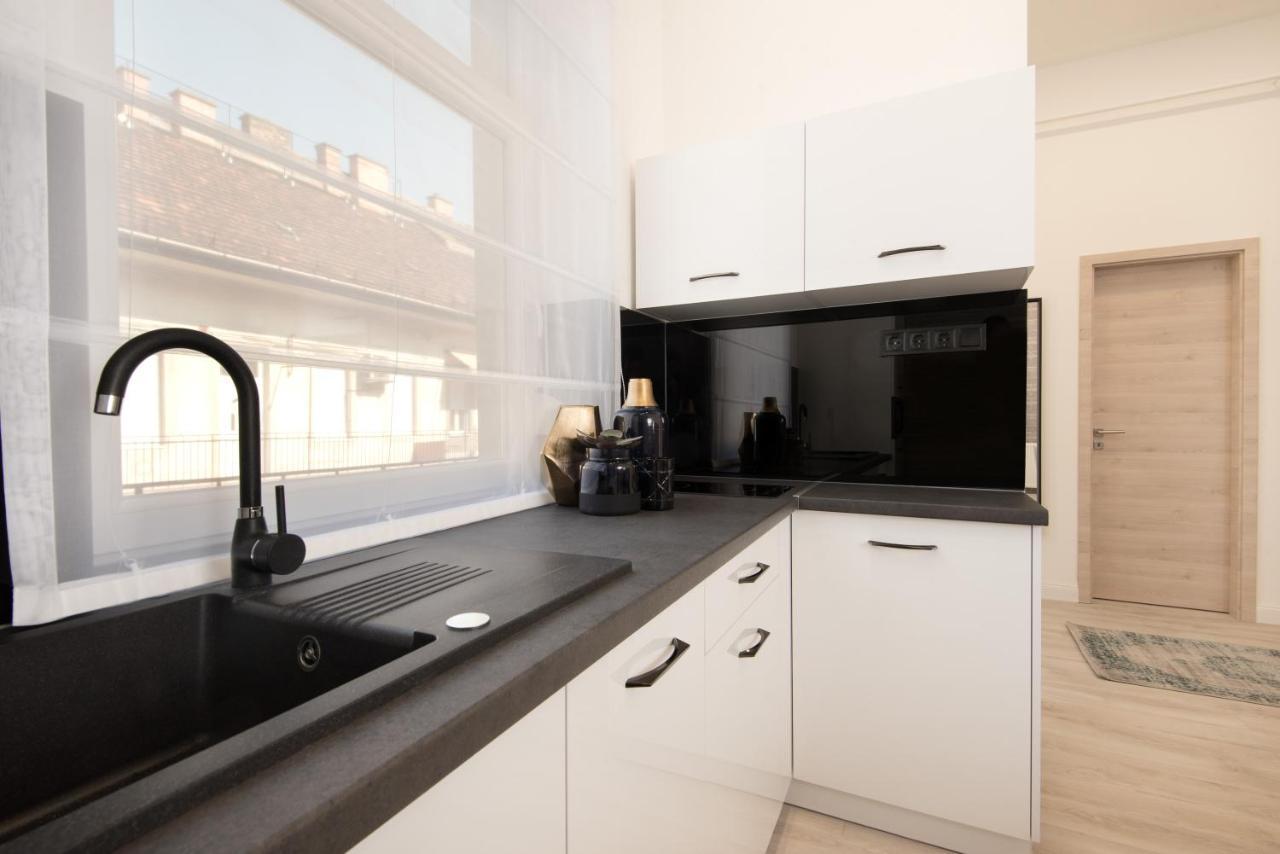 Hollo 3 Bedroom Downtown Apartment Budapest Exterior foto